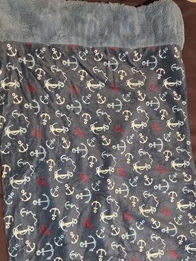 Nautical Anchor Plush Throw Blanket - Navy Blue